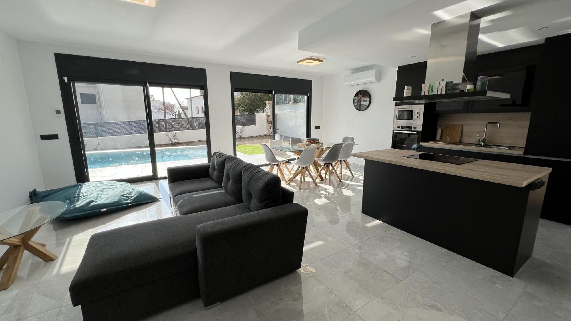 Вилла Casa Moderna Roses Con Piscina Y Jardin Mas Bosca, Roses Палау-Сабардера Экстерьер фото