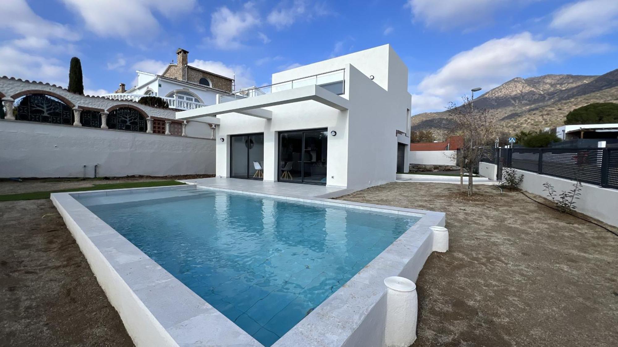 Вилла Casa Moderna Roses Con Piscina Y Jardin Mas Bosca, Roses Палау-Сабардера Экстерьер фото